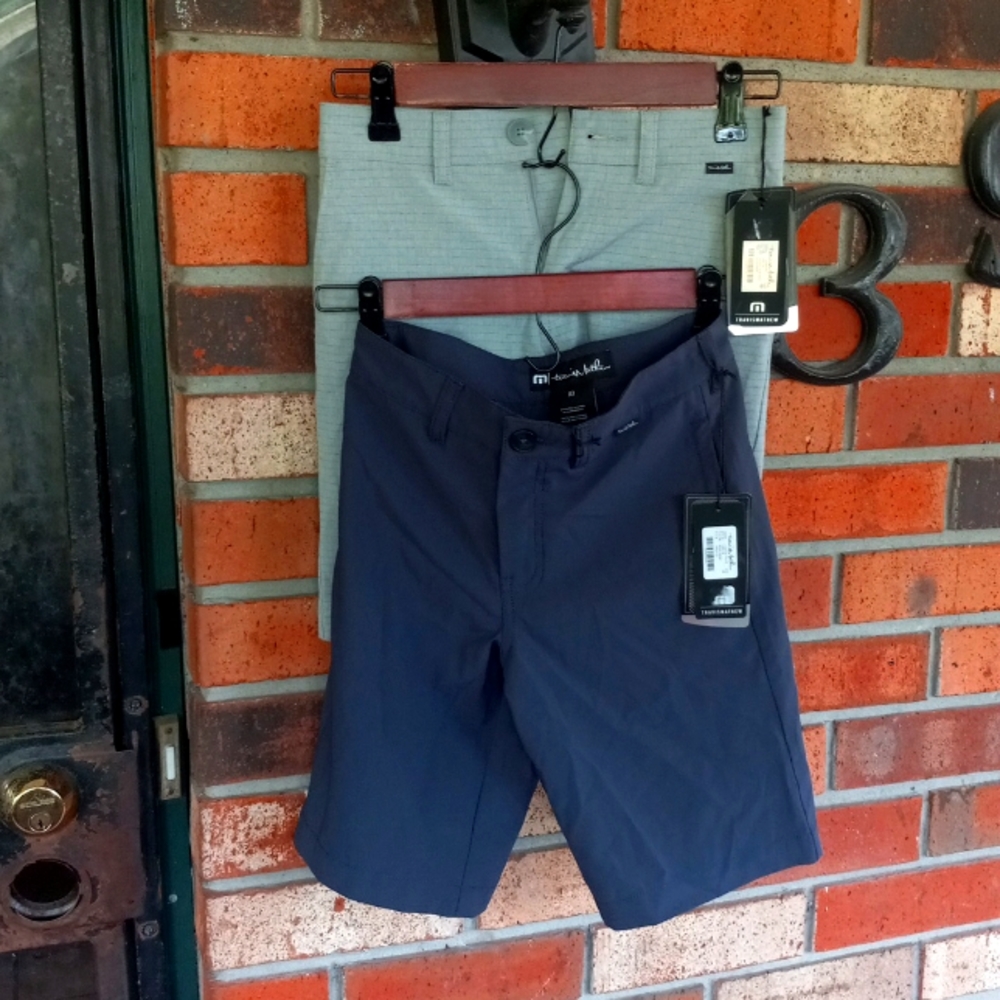 NEW!  Boys (size 10 ) Travis Mathew golf shorts